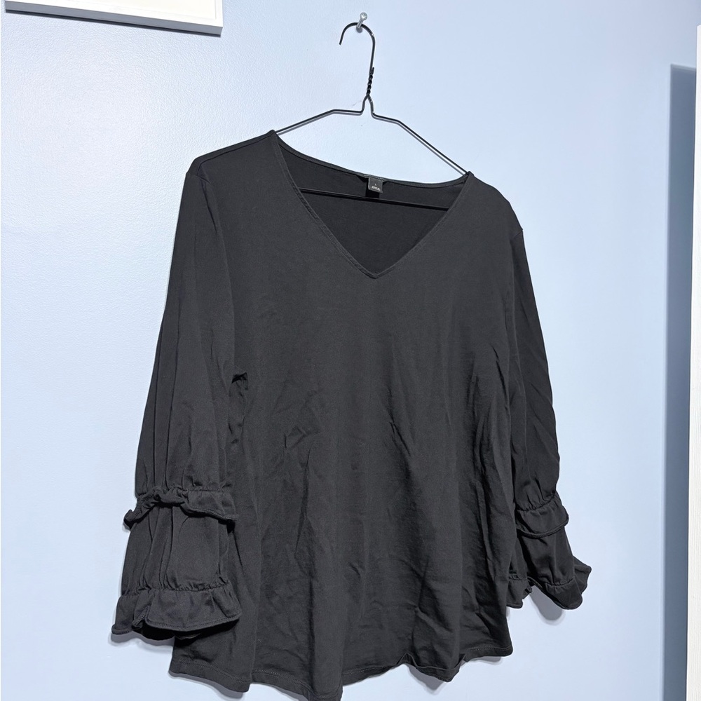 Ann Taylor Pima cotton Black Ruffle Sleeve Blouse